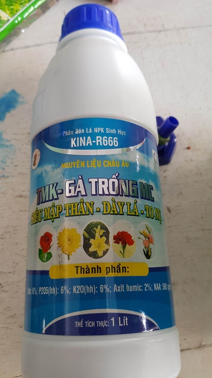 Phân bón lá gà trống Phân bón lá gà trống