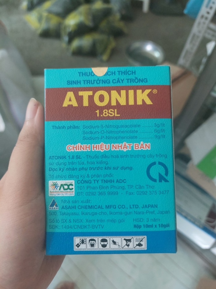 Atonik pha chung với thuốc trừ sâu được không Atonik pha chung với thuốc trừ sâu được không